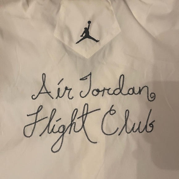 NWT Nike Jordan Women’s Loose Fit Button Up Shirt Size XL - Picture 4 of 8